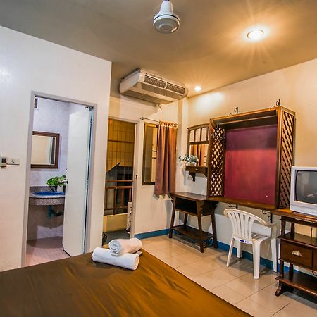 Sutus Court 5 Hotel Pattaya Ngoại thất bức ảnh