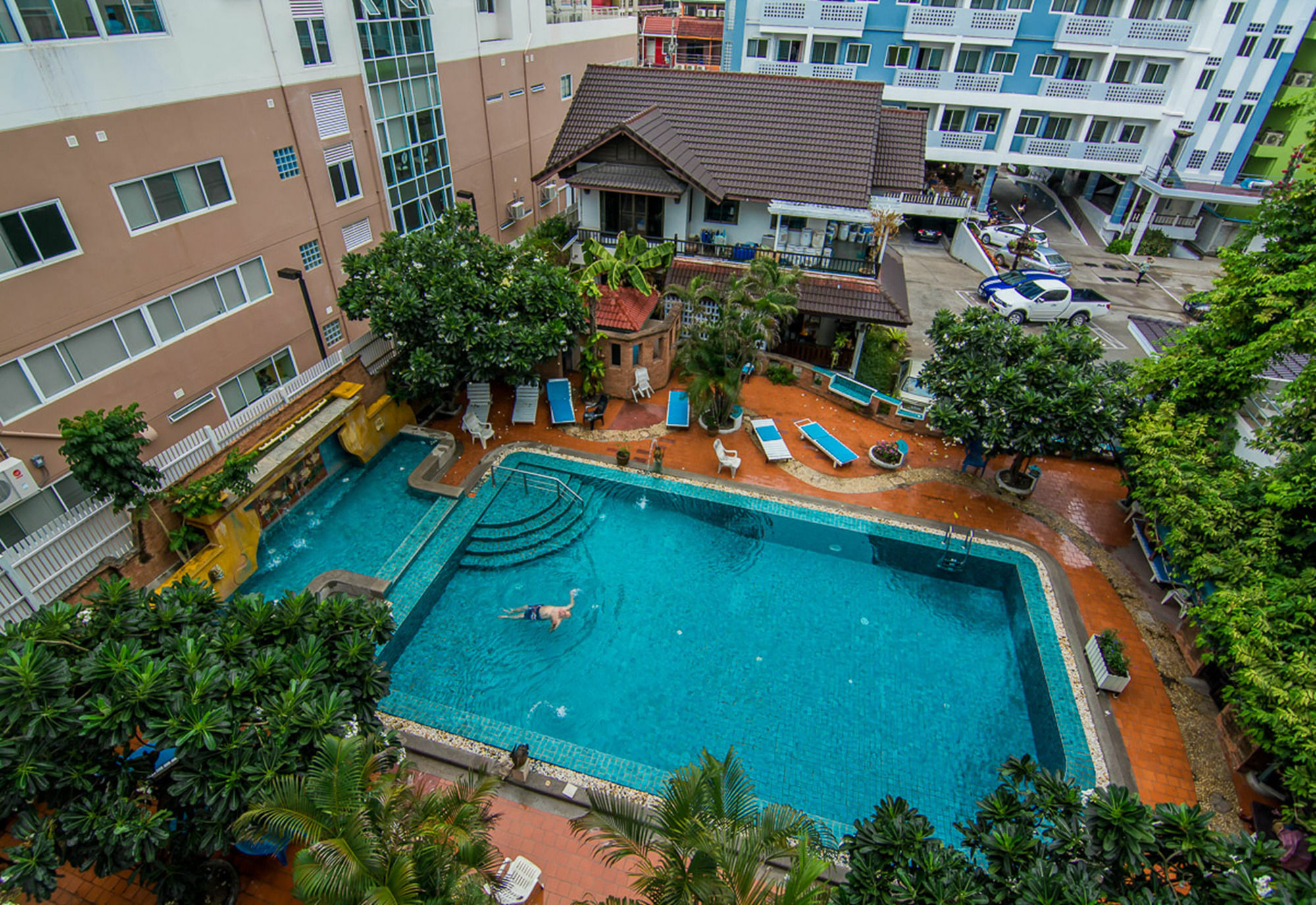 Sutus Court 5 Hotel Pattaya Ngoại thất bức ảnh